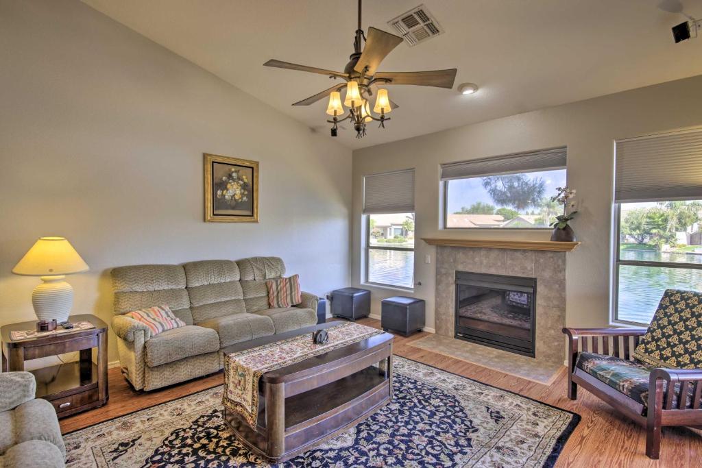 Lakefront Chandler Home with Furnished Patio! - image 4