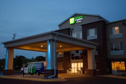 Holiday Inn Express Hotel & Suites Chanhassen an IHG Hotel - image 20