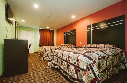 REGENCY INN - CHANNELVIEW - image 15