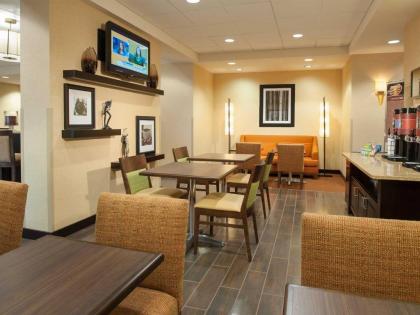 Hampton Inn Washington-Dulles International Airport South - image 17