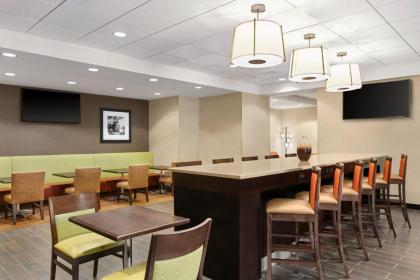 Hampton Inn Washington-Dulles International Airport South - image 9