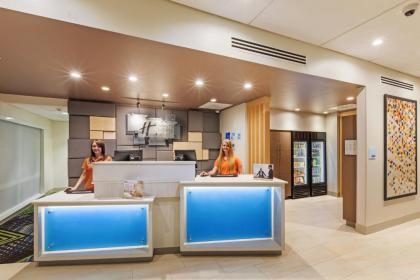 Holiday Inn Express and Suites Chanute an IHG Hotel - image 9