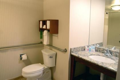 Hampton Inn Charleston Downtown - image 14