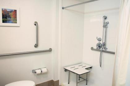 Hampton Inn Charleston Southridge - image 14