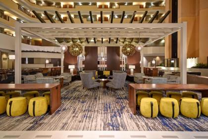 Embassy Suites Charleston - image 14