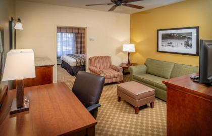 Country Inn & Suites by Radisson Charleston South WV - image 15