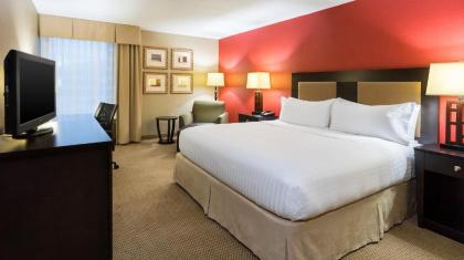 Holiday Inn Express Charleston-Civic Center an IHG Hotel - image 12