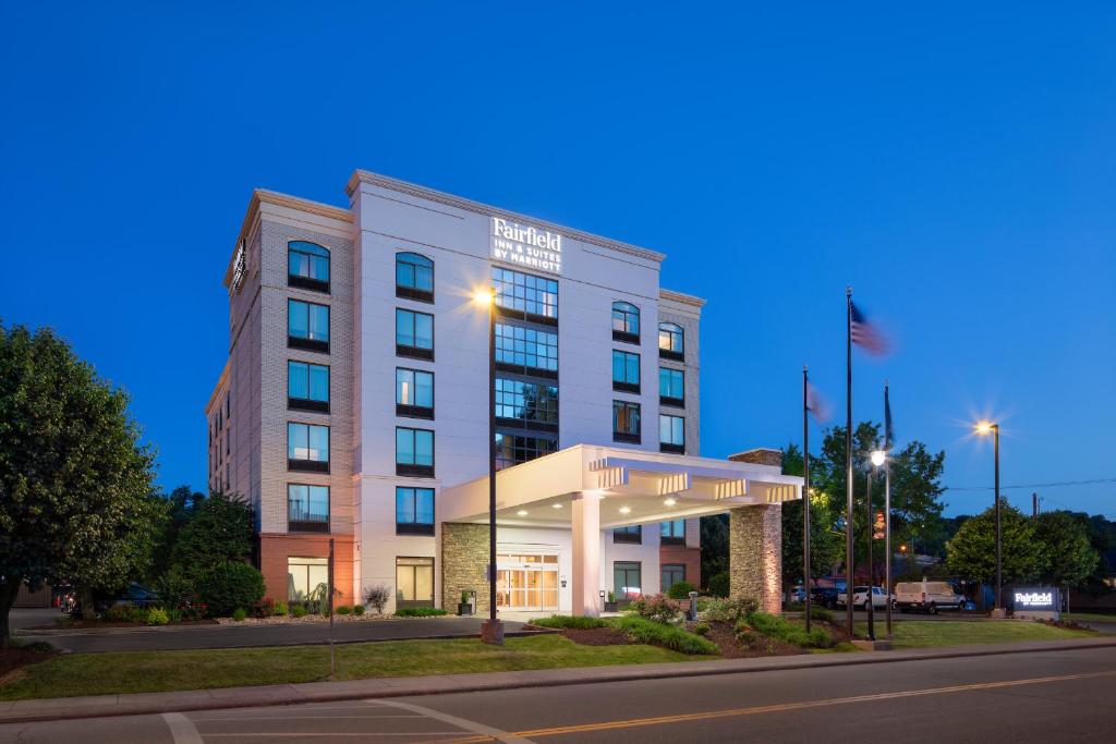 Fairfield Inn & Suites by Marriott Charleston - main image