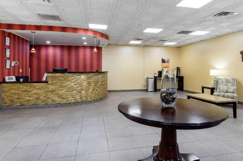 Quality Inn & Suites Charleston - image 3