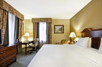 Hampton Inn Charleston-Historic District - image 5