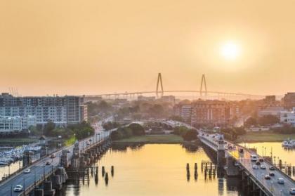 Holiday Inn Charleston-Riverview an IHG Hotel - image 5