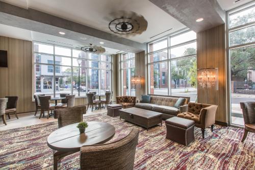 Homewood Suites By Hilton Charleston Historic District - image 3