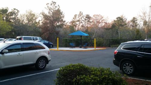 InTown Suites Extended Stay Charleston SC - Savannah Hwy - image 3