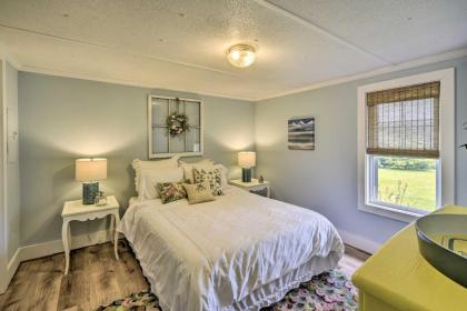 Charming Charleston Cottage 2 Mi to Folly Beach! - image 9