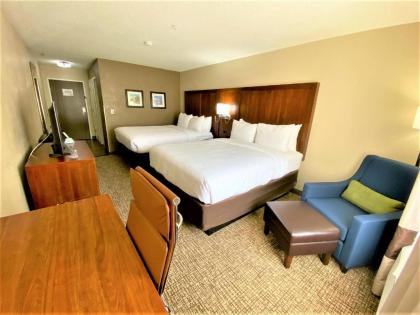 Comfort Inn - image 5