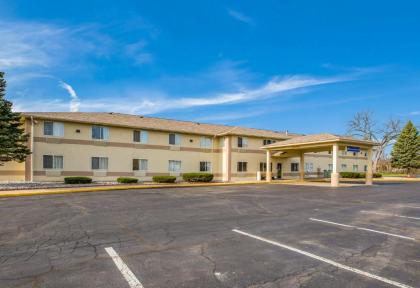 Americas Best Value Inn Charlotte - image 5