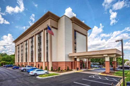 Hampton Inn Charlotte University Place - image 5