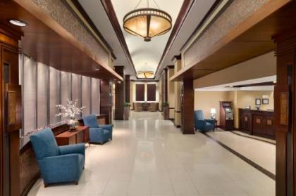 Hilton Charlotte Executive Park - image 3