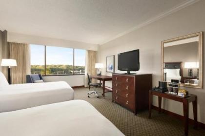 Hilton Charlotte Executive Park - image 5