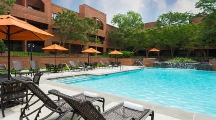 DoubleTree Suites by Hilton Charlotte/SouthPark - image 2