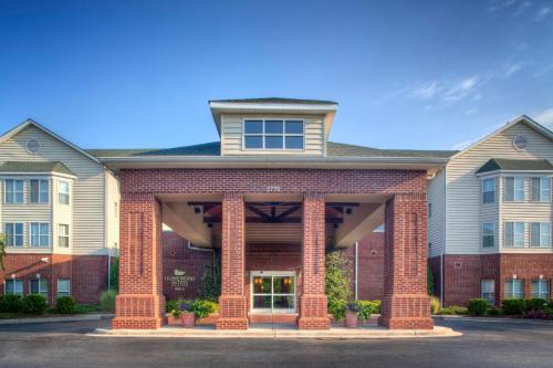 Homewood Suites by Hilton Charlotte Airport - main image