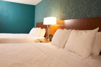 Fairfield Inn & Suites by Marriott Charlotte Uptown - image 3