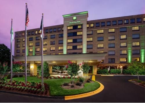 Holiday Inn Charlotte University an IHG Hotel - main image