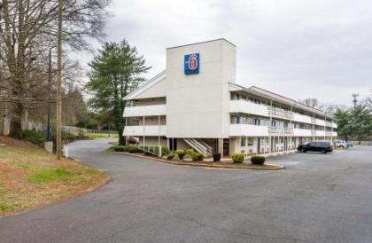 motel 6 Charlotte NC   Coliseum