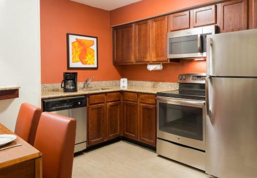 Residence Inn Charlotte SouthPark - image 3