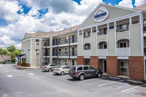 Suburban Extended Stay Hotel Charlotte-Ballantyne - image 3