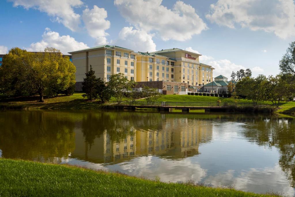 Hilton Garden Inn Charlotte Airport - image 5