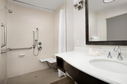 Hilton Garden Inn Charlotte Airport - image 19