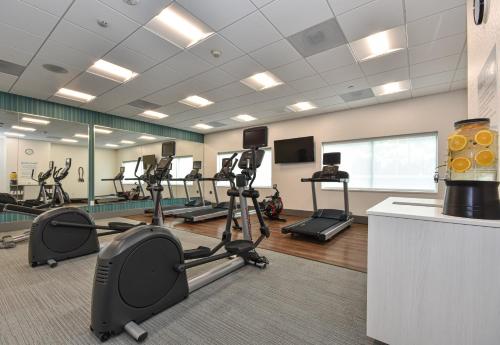 Holiday Inn Express & Suites Charlotte - Ballantyne an IHG Hotel - image 4