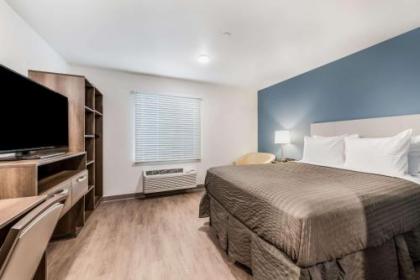 WoodSpring Suites Charlotte - University Research Park - image 3