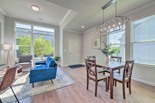 Sleek Townhome Near Breweries and Truist Field! - image 3