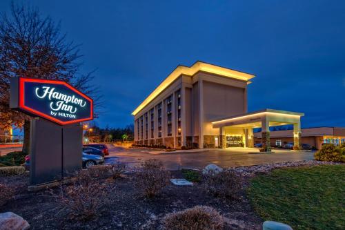 Hampton Inn Charlottesville - main image