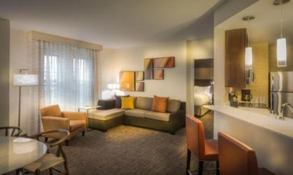 Residence Inn by Marriott Charlottesville Downtown - image 3