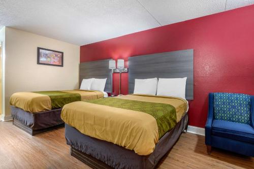 Econo Lodge Chattanooga - image 3