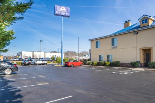 Americas Best Value Inn - Chattanooga - image 4