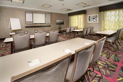 Hampton Inn & Suites - Buffalo Airport - image 12