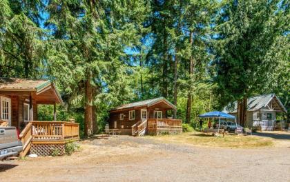 Chehalis Camping Resort One Bedroom Cabin 2 Chehalis Washington