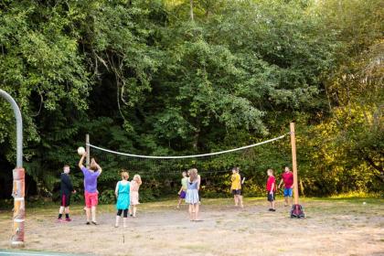 Chehalis Camping Resort Studio Cabin 3 - image 12