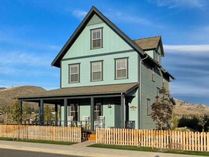 Chinook  Carriage House #2 Chelan Washington