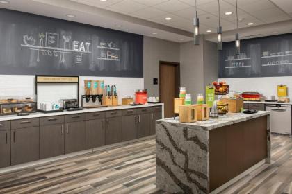 Hampton Inn Boston Logan Airport Chelsea - image 9