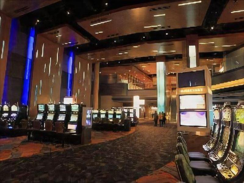 Harrahs Cherokee Casino Resort - image 4