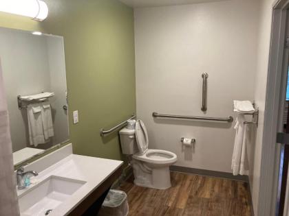 Woodspring Suites Cherry Hill - image 13