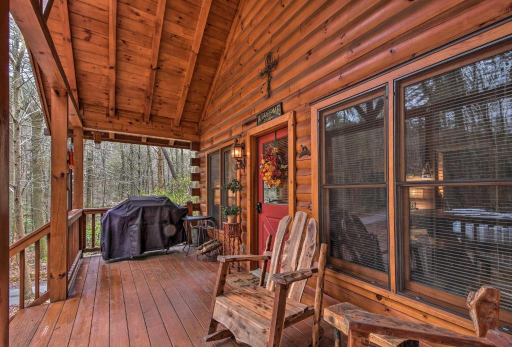 Little Rock Creek Cabin - 10 Mins to Blue Ridge! - image 5