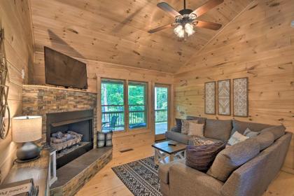 Blue Ridge Hideaway with Fire Pit and mtn Views Georgia