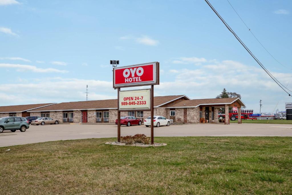 OYO Hotel Chesaning Route 52 & Hwy 57 - image 4