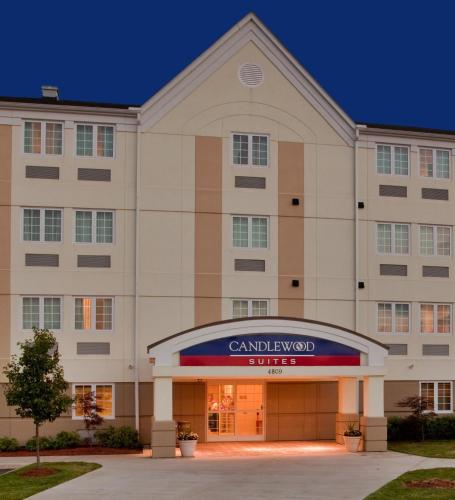 Candlewood Suites Chesapeake-Suffolk an IHG Hotel - image 3